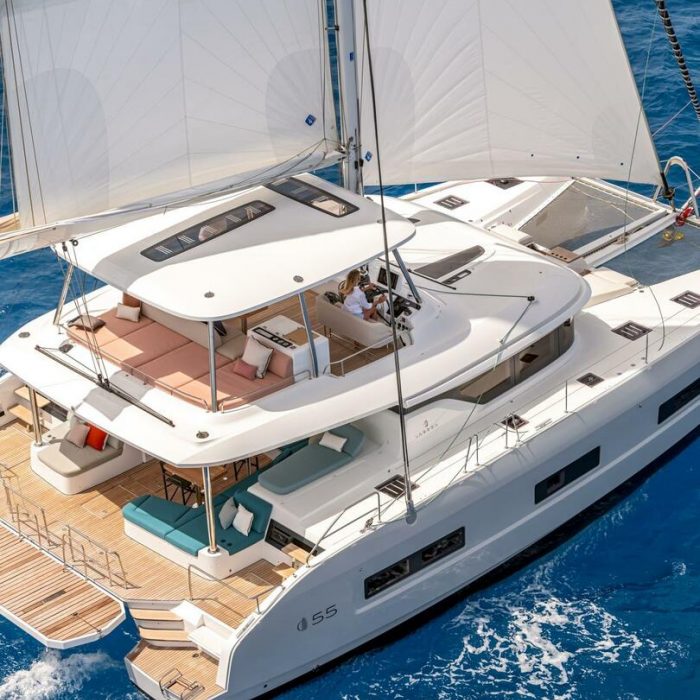 Premium + | Lagoon 55 photo 2