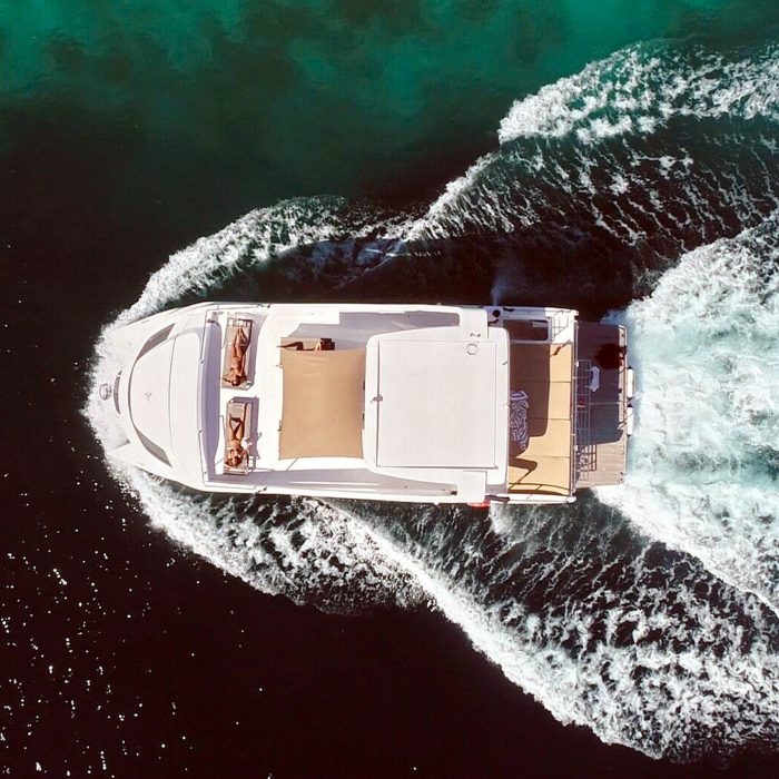 Over Reef | Power Catamaran photo 1