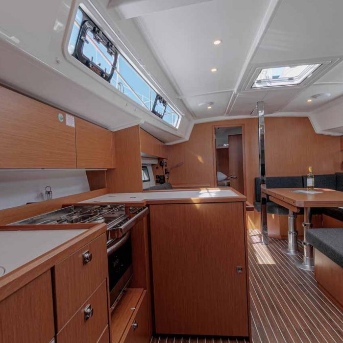 Ironic | Bavaria C42 photo 10
