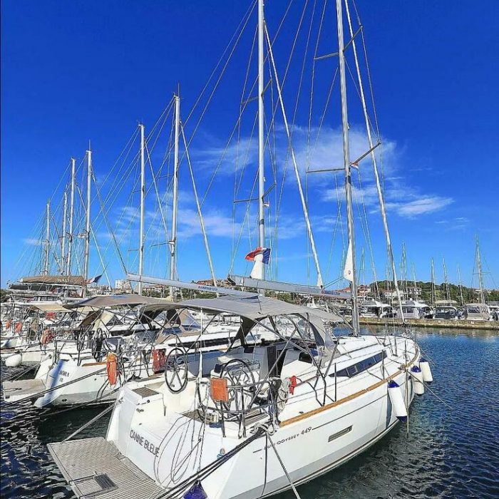 CANNE BLEUE | Sun Odyssey 449 photo 2