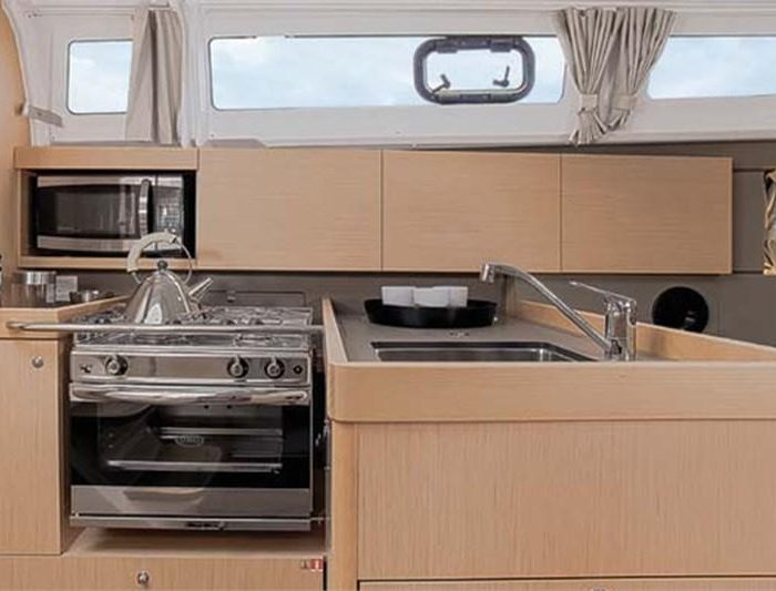 Sirena | Oceanis 35.1 (3Cab) photo 10