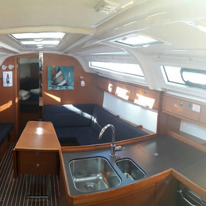 John K | Bavaria Cruiser 37 photo 6