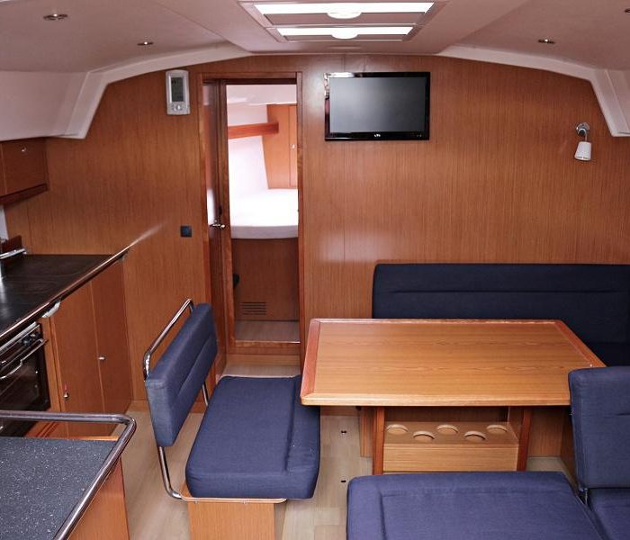 Sophia | Bavaria Cruiser 45 photo 6