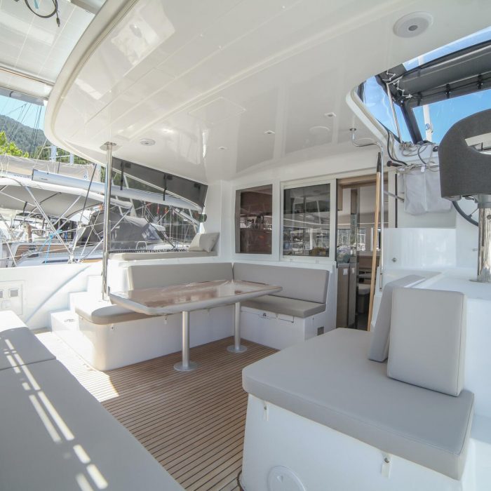 Sail Sagitta | Lagoon 40 photo 11
