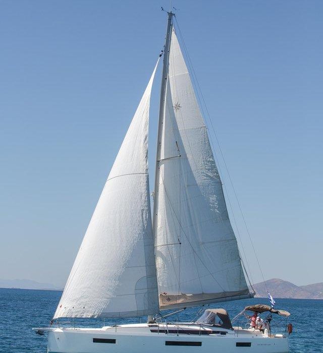 Ocean Song | Sun Odyssey 440 photo 2