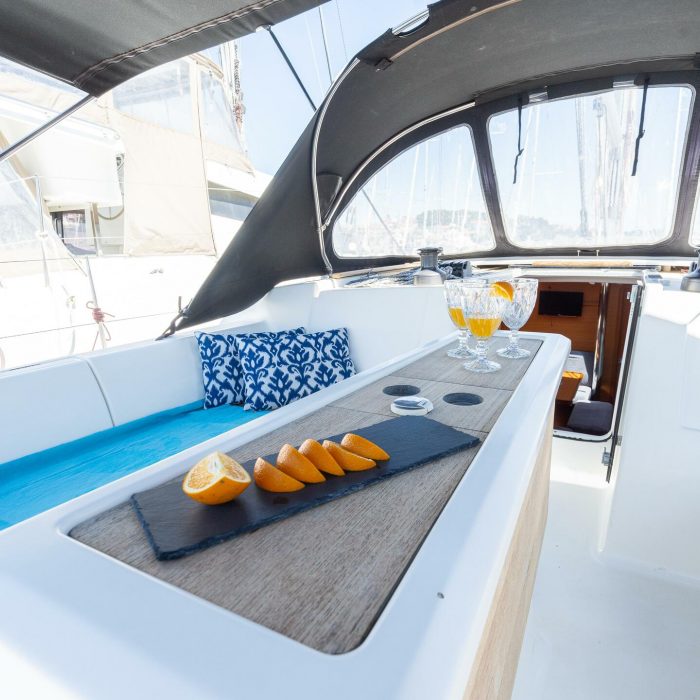 Apus | Dufour 412 Grand Large photo 7