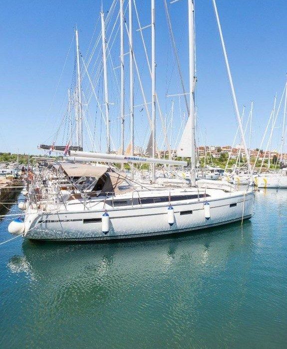 Kata | Bavaria Cruiser 37 photo 2