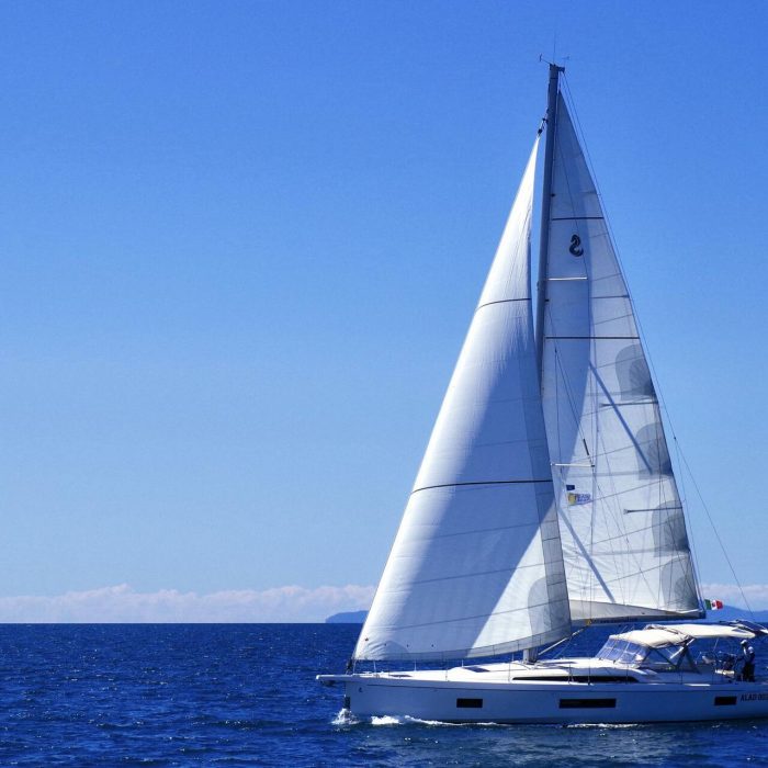 Lara - Water maker, Solar Panel | Oceanis 51.1 photo 5
