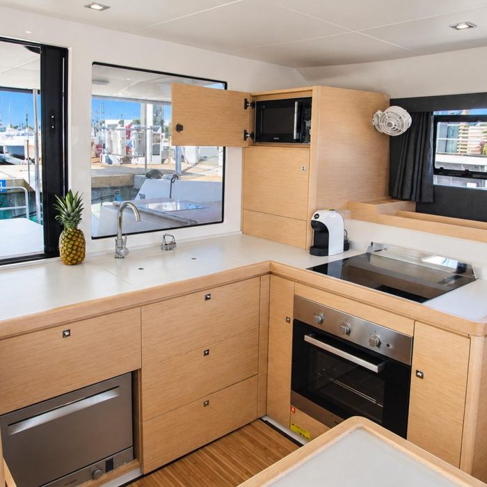 Amelie | Dufour Catamaran 48 photo 28