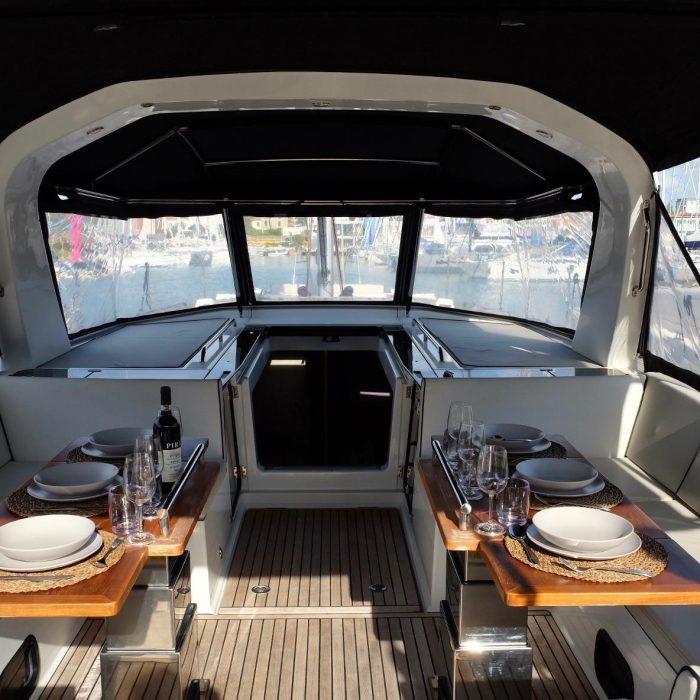 Premium + | Oceanis Yacht 62 photo 10
