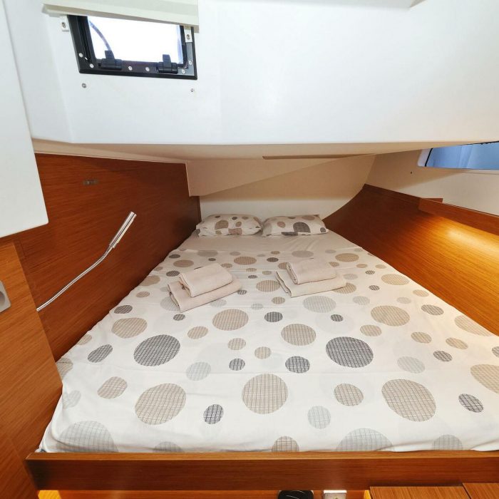 Bela | Hanse 410 photo 15