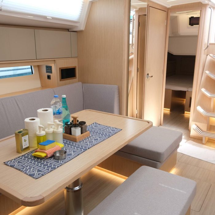 Daviana | Bavaria C46 photo 22