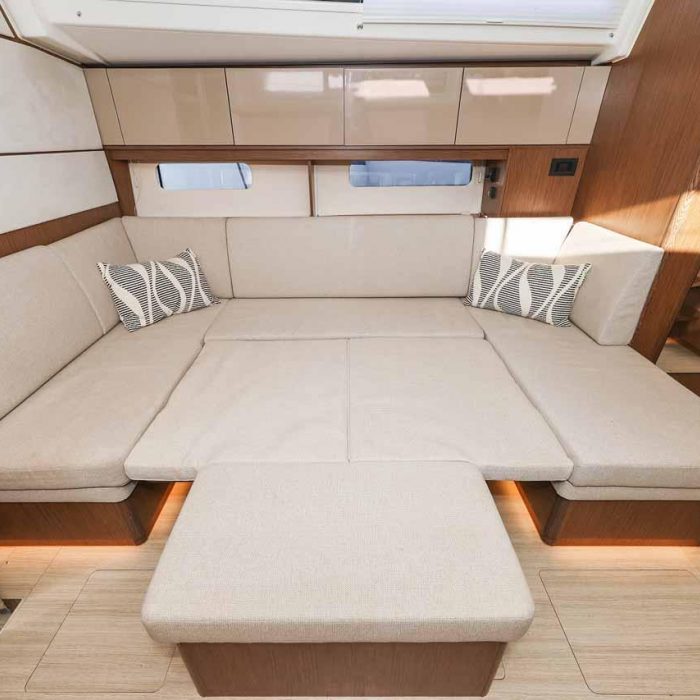 Aquila | Bavaria C46 photo 9