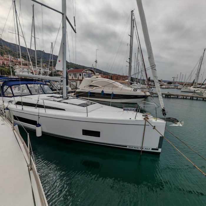 Aurora | Oceanis 46.1 photo 8