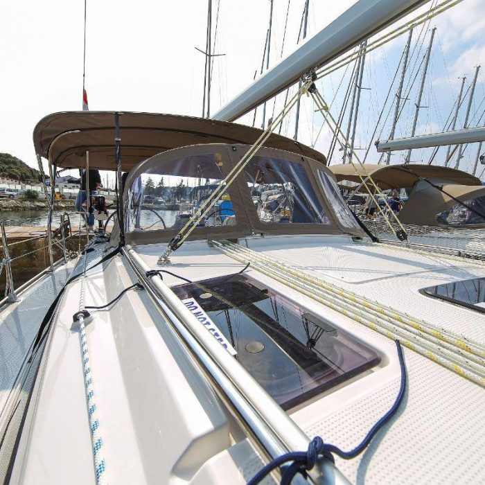 Bella Angelina | Bavaria Cruiser 37 photo 16