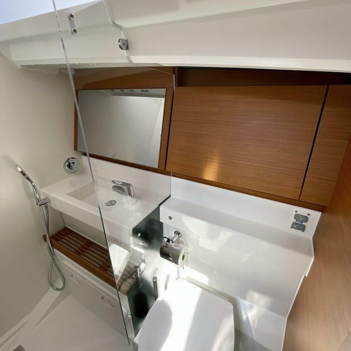 Yakamozi | Sun Odyssey 440 photo 9