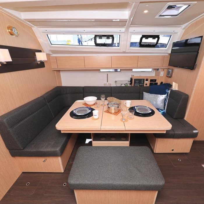 Cara | Bavaria Cruiser 46 photo 9