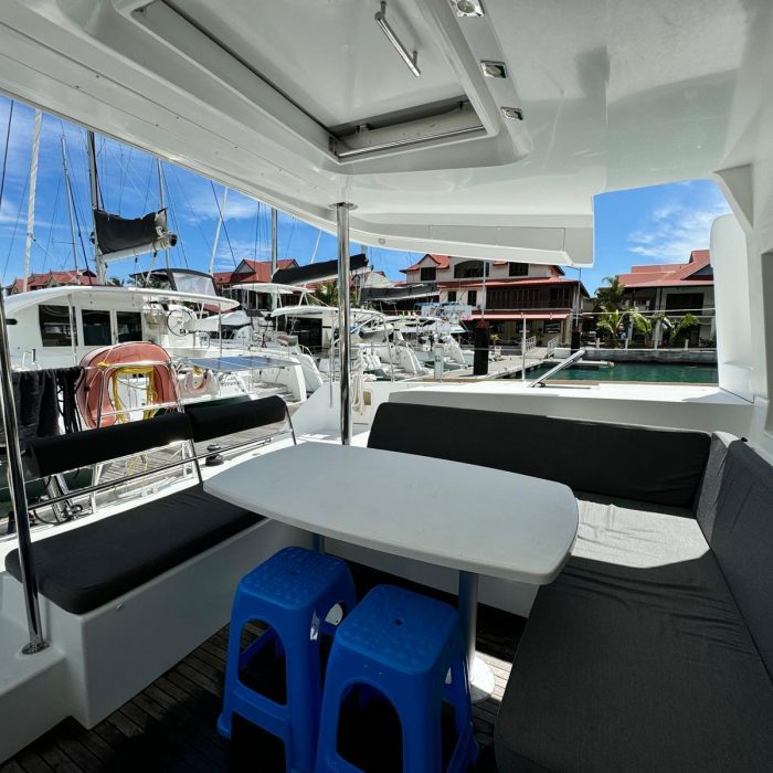 ZIL SEASHELL | Lagoon 450 Fly photo 13
