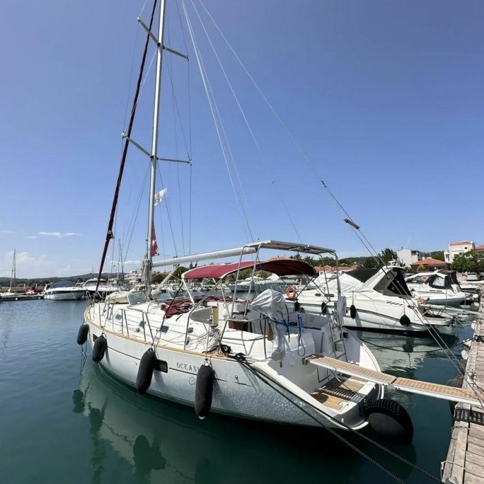 Rota | Oceanis 411 photo 8