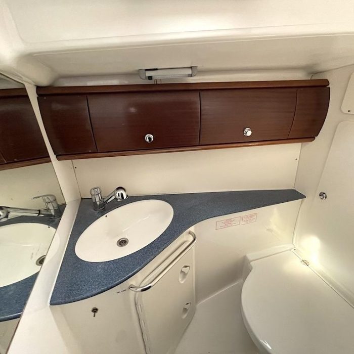 Classic | Bavaria 44 photo 14