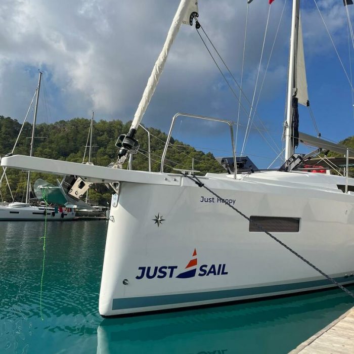 Just Happy | Sun Odyssey 380 photo 4