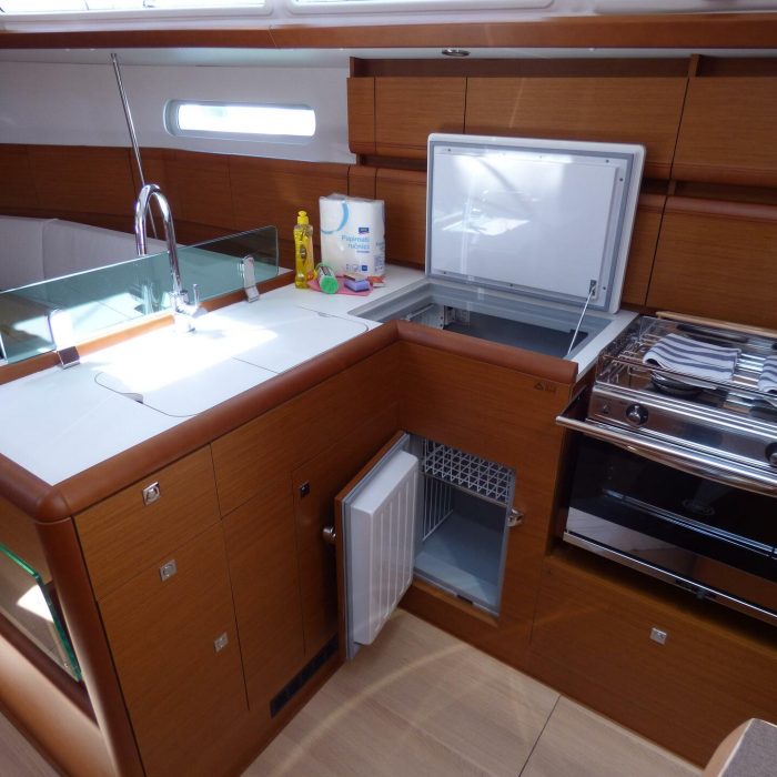 Vacskamati | Sun Odyssey 389 photo 17