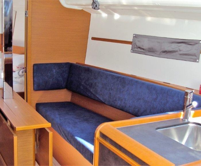 Gemma | Sun Odyssey 349 photo 6