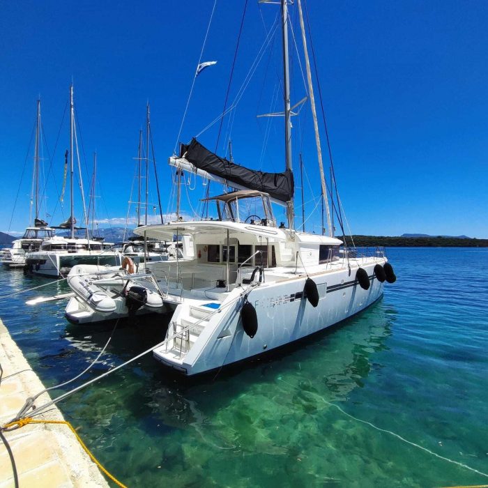 Gin Tonic | Lagoon 450 Fly photo 4 Gin Tonic | Lagoon 450 Fly photo 4