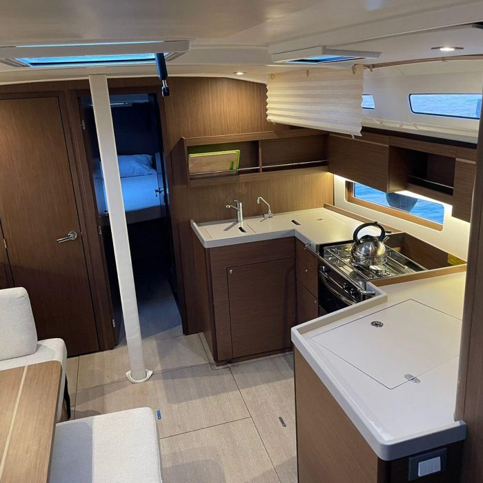 Aurora | Oceanis 40.1 photo 6