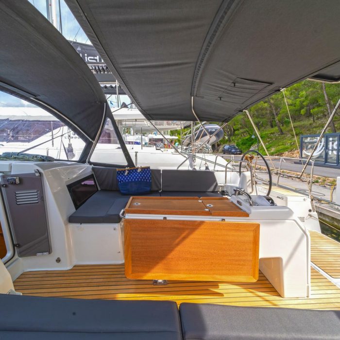 First Ride | Sun Odyssey 490 photo 9