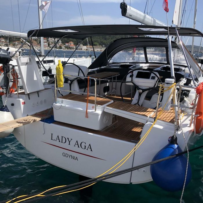 LADY AGA | Hanse 508 photo 8