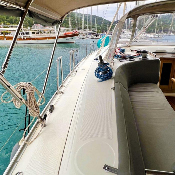 Aquaholic | Bavaria 45 photo 20