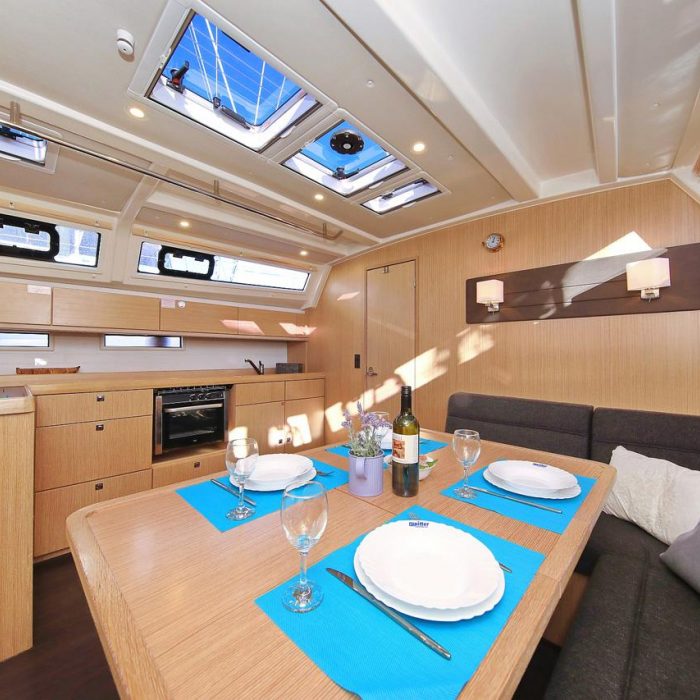 Saphir | Bavaria Cruiser 46 photo 17