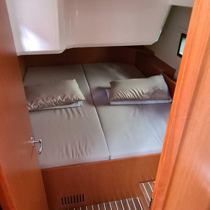 Melia | Bavaria C42 photo 6