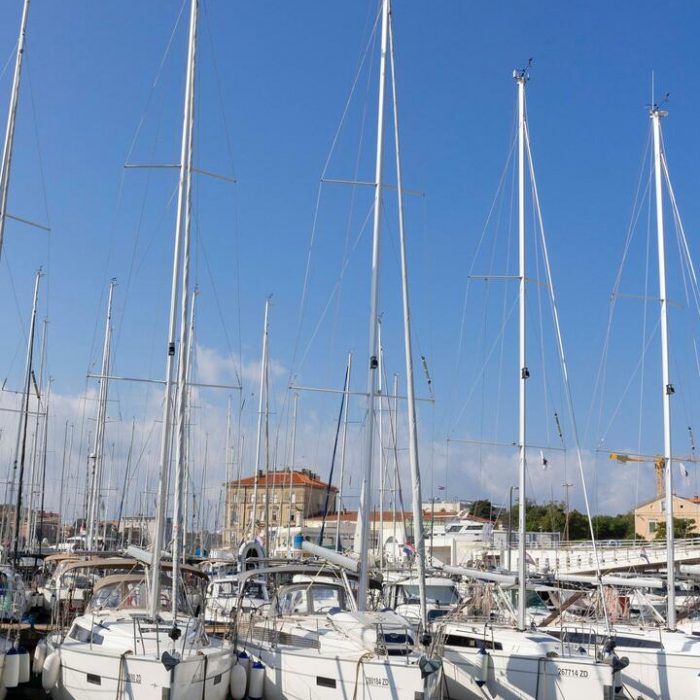 Fortunata | Bavaria Cruiser 37 Style photo 24