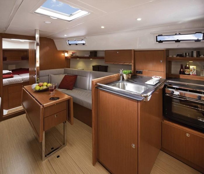 Linnea | Bavaria Cruiser 32 photo 4