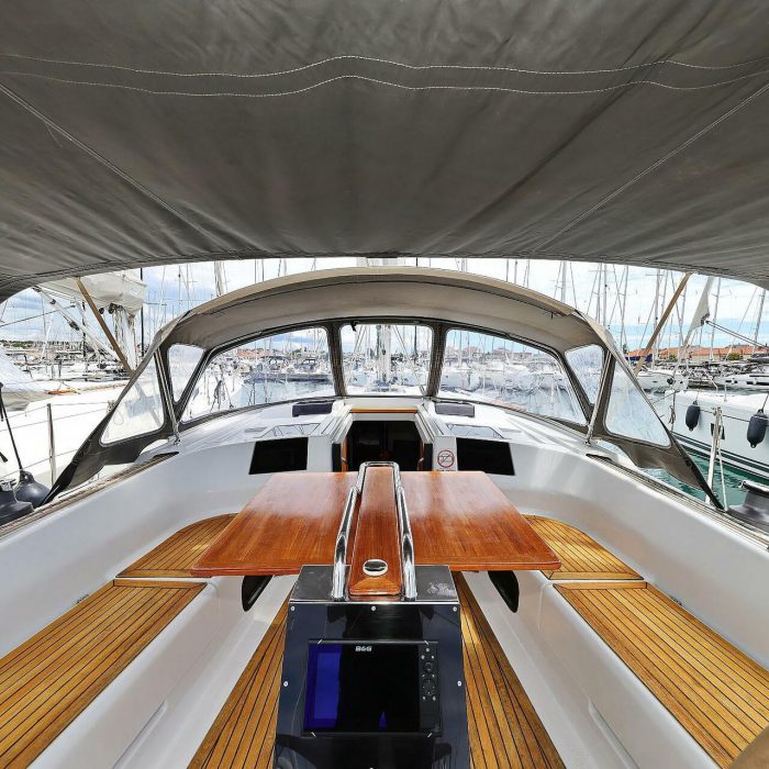 Natali | Hanse 415 photo 2