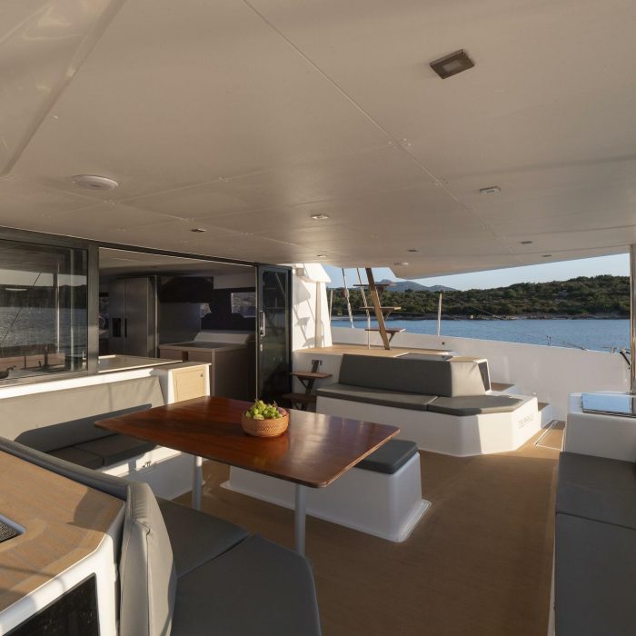 Delphinus | Dufour Catamaran 48 photo 11