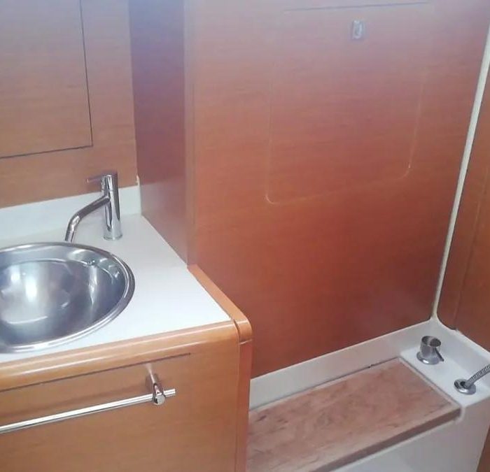Tessie | Sun Odyssey 439 photo 6