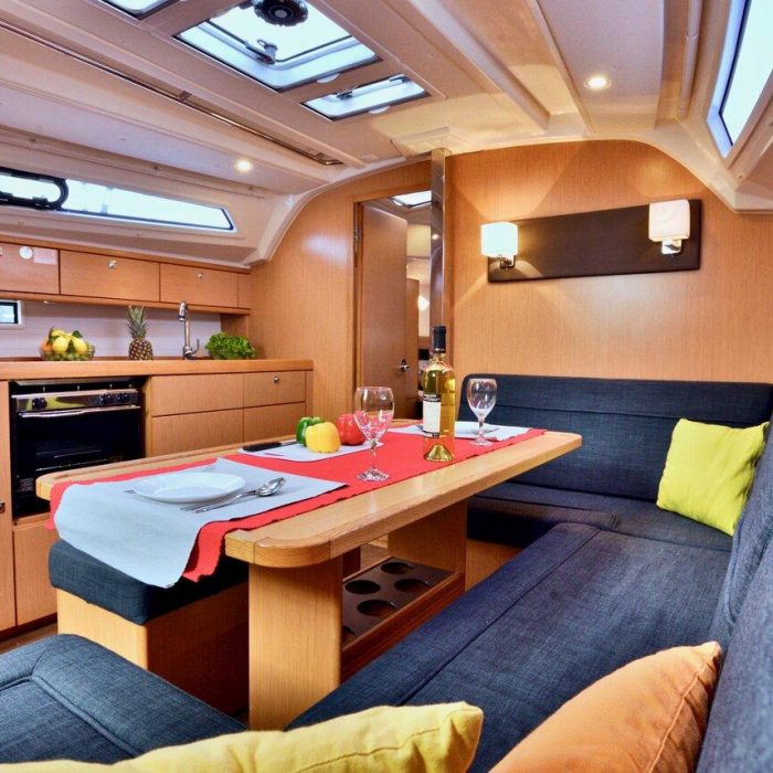 Stella | Bavaria Cruiser 41 photo 5