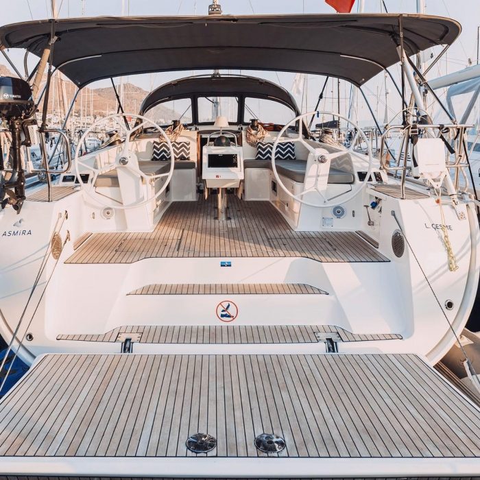 Classic | Bavaria 46 Cruiser photo 9