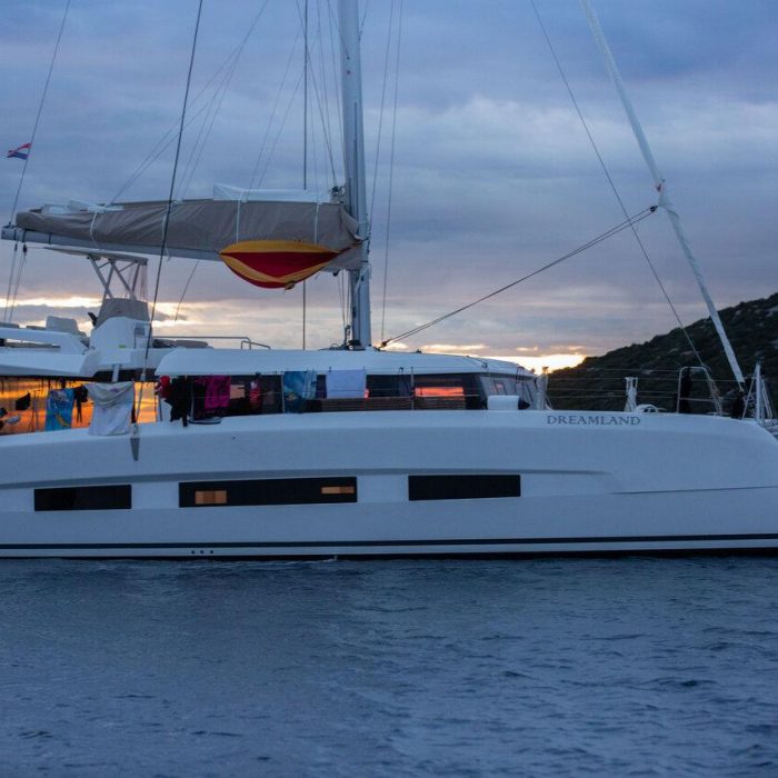 Seaven | Dufour Catamaran 48 photo 22