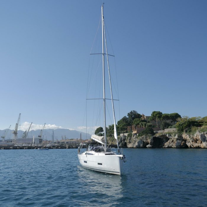 Panarea | Dufour 430 photo 4