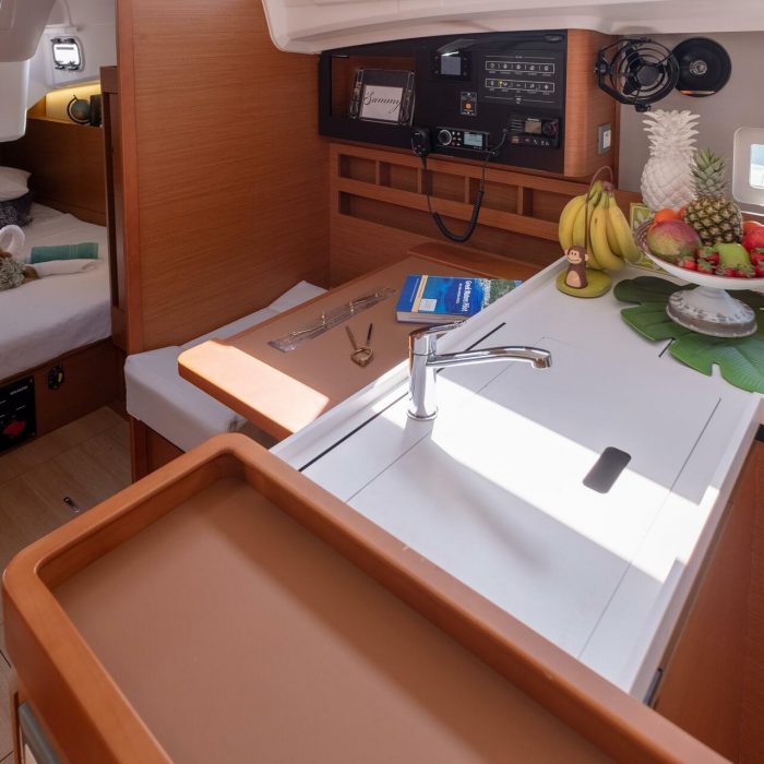 Sammy | Sun Odyssey 410 photo 31 Sammy | Sun Odyssey 410 photo 31