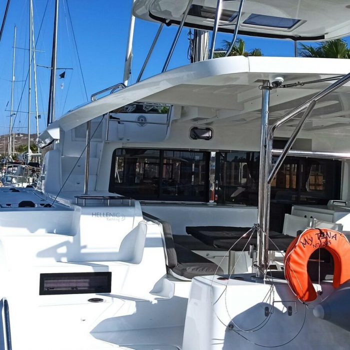 My Tina | Lagoon 46 photo 5