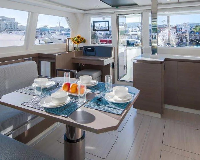 Moorings 4200/3 Exclusive Plus | Leopard 42 photo 10