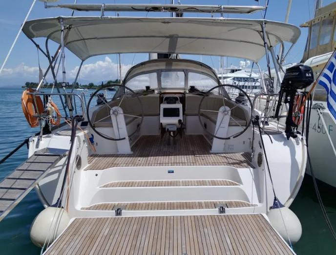 Gin Tonic | Bavaria Cruiser 51 photo 2