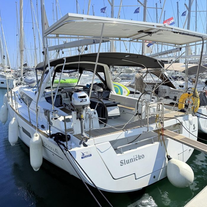 Sluničko | Oceanis 41 photo 4