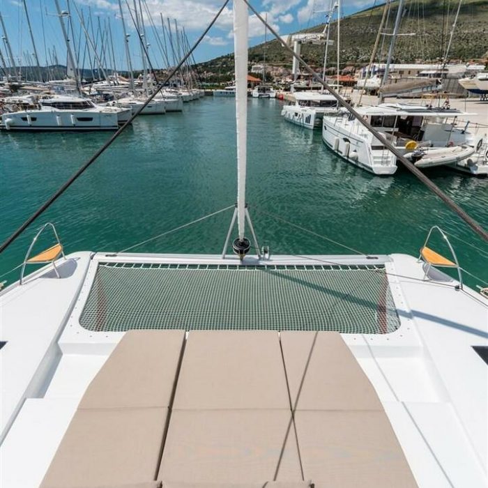 Sunny Wave | Fountaine Pajot Saona 47 Quintet photo 10