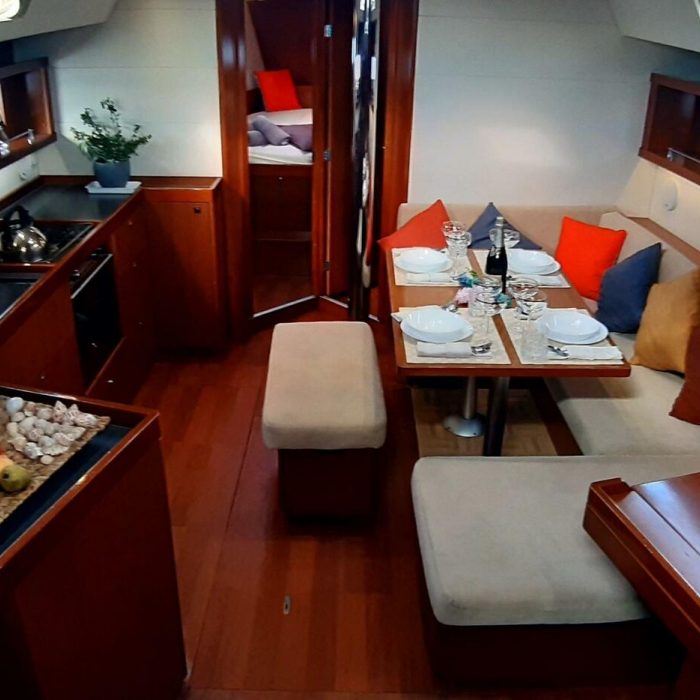 Zeppelin | Oceanis 45 photo 20